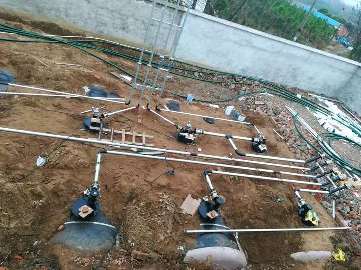 加油站施工现场